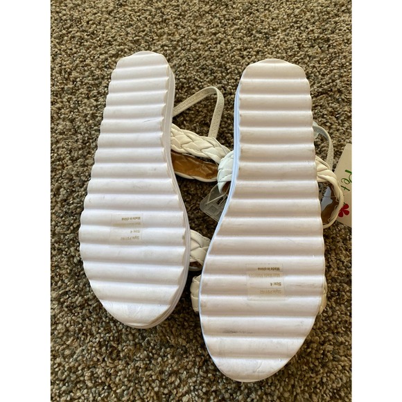 Petalia White Sandals - Size 4 - Picture 2 of 3